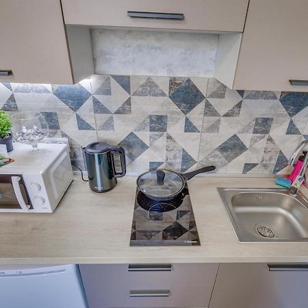 "Asaapart" Lamiya Appartamento Almaty Esterno foto